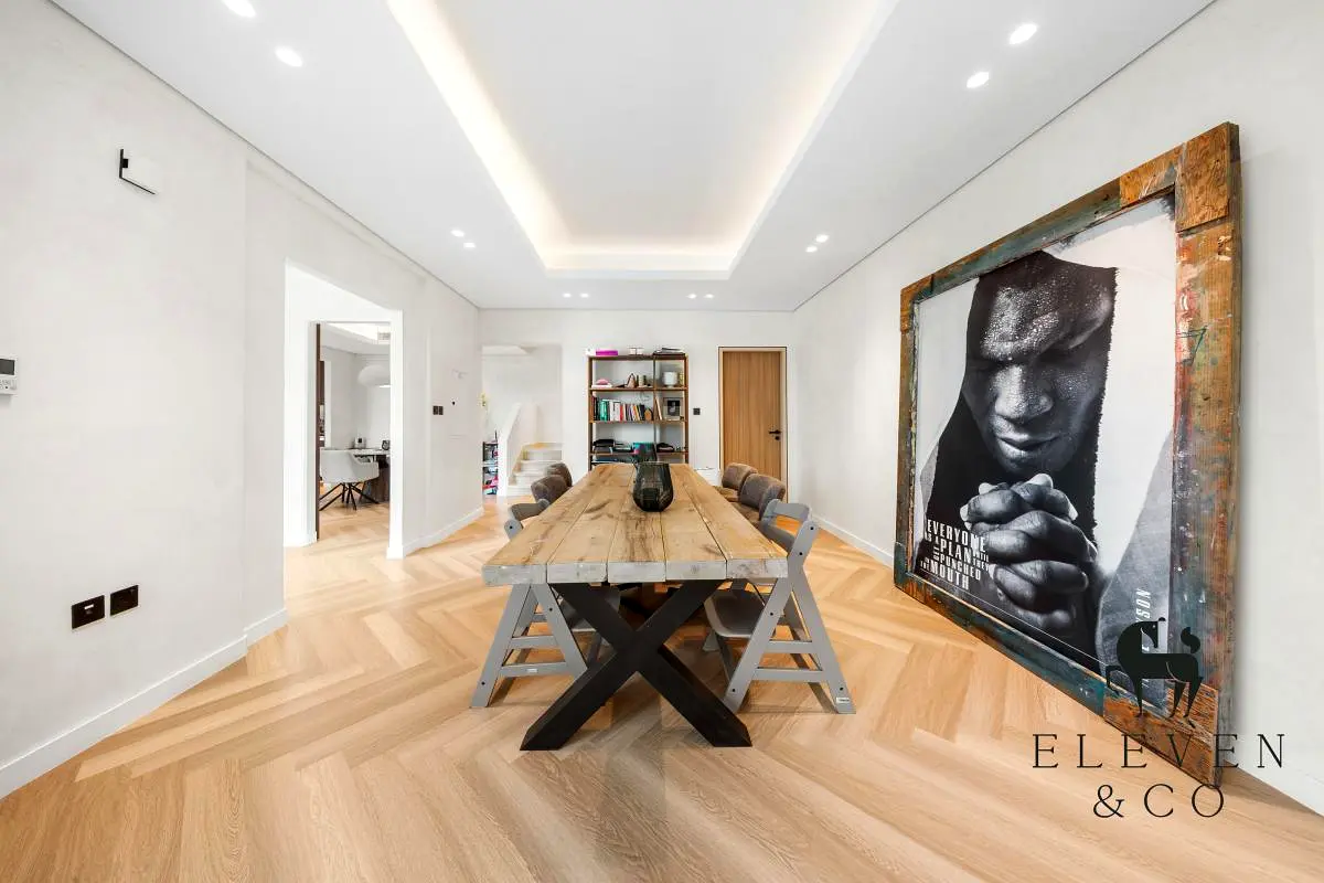 Exclusive | Fully Renovated | Corner Villa