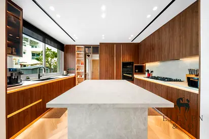 Exclusive | Fully Renovated | Corner Villa