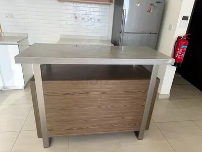 Bar table