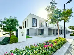 Motivated Seller / Near Entrance / Large Layout
