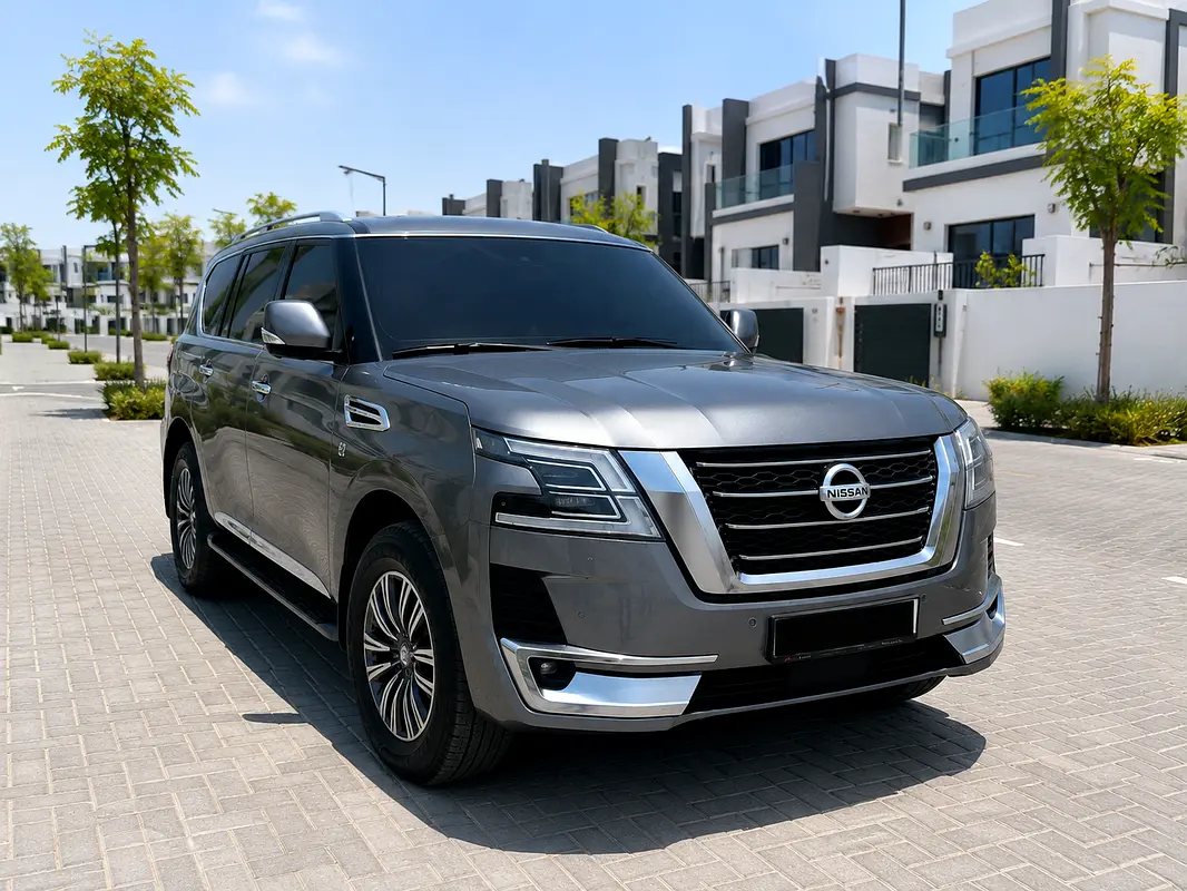 Nissan Patrol 2020 — photo 1 of 6