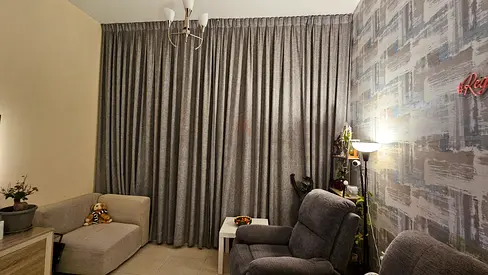 Grey curtains - Good condition