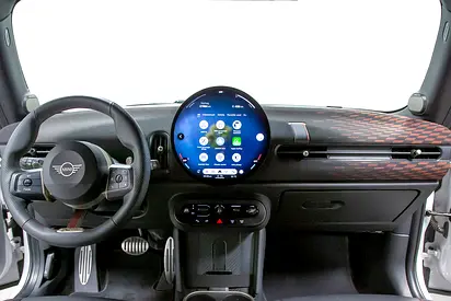 صورة 4 لـ 2025 MINI COOPER
