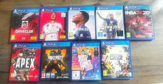 PS4 games for sale FIFA 20 , Fifa22, FIFA23, NBA 2k20, drive club , apex legends , COD black ops 4 .
