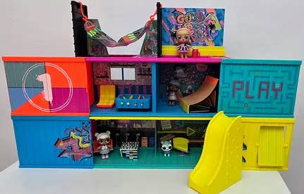 LOL Surprise Dolls Clubhouse with Accessories