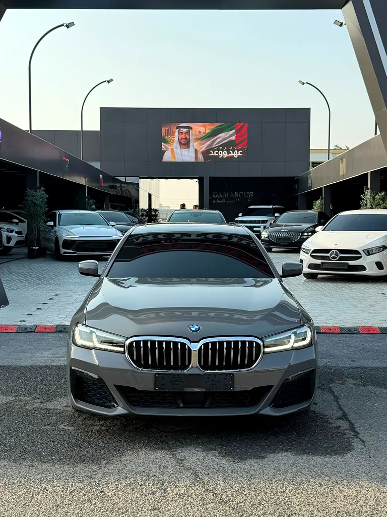 BMW 5-Series 2022 — photo 1 of 15