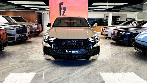 صورة 2 لـ 2025 AUDI RS Q8