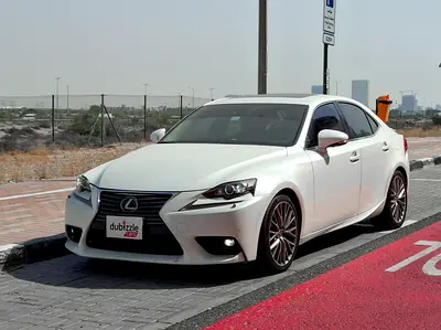 2015 Lexus IS-SERIES — фото 3