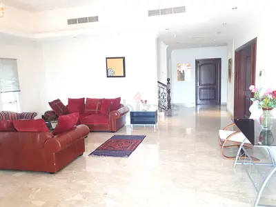 Barsha 2. 4,000aed monthly. Master/bed/rm with DEWA WIFI Parking Maid service. Near Mall of Emirates