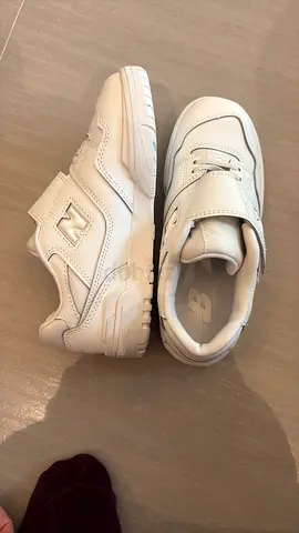 White New Balance kids sneakers, velcro,