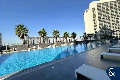 Unreal views | Rented at 75k | 7% ROI | Call!