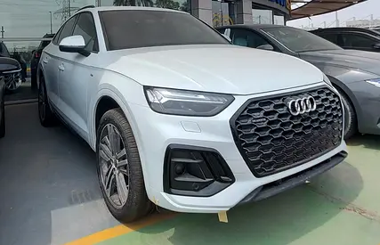Audi Q5 2023 40 TFSI quattro Sport | European Specs | Pristine Condition