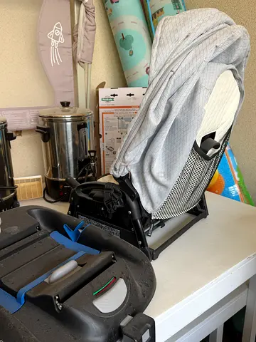 Venicci stroller complete (frame + bassinet + toddler seat)