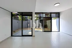 Corner 3BR Townhouse | Resale | Brand New