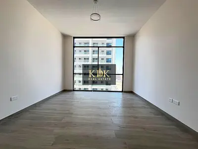 شقة بغرفة نوم واحدة | برج إمبريال 2 | شرفة مطلة على المدينة