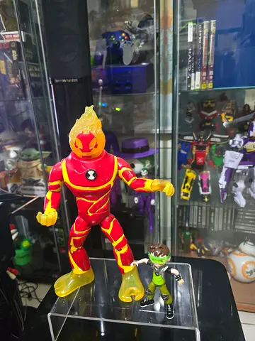 Ben 10 Heatblast Action Figure with Small Companion Figure