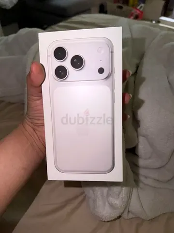 I phone 17 pro silver