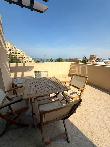 Casino &amp; Sea View Gym/Pool/Beach Acces Corner Unit