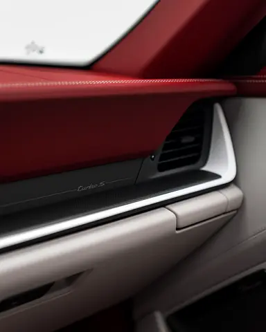 2026 Porsche 911 — миниатюра 18