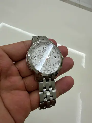 Stainless Steel Men’s Chronograph Watch – Silver Bracelet