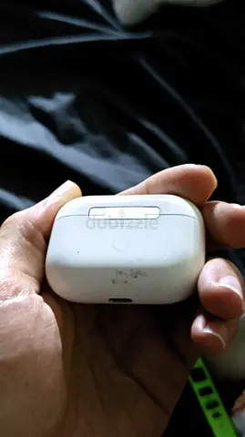 Apple airpods pro 1st generation
