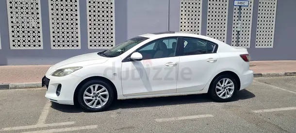 2014 MAZDA 3 SUNROOF ALLOY WHEELS GULF GCC SPEC FULL OPTIONS LADY DRIVEN VERY CLEAN