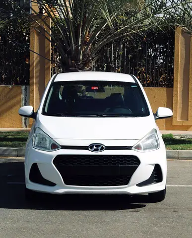 Hyundai Grand i10 2019 | GCC Specs | 131,000 KM