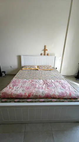 White wooden double bed with mattress- Good condition