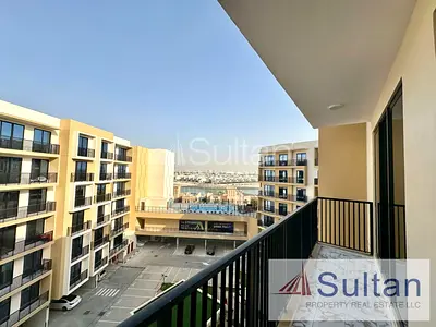 Luxurious 1BR Apartment |High Floor | Unfurnished