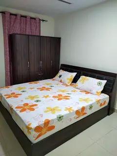Big Furnished Partition for Rent – Al Barsha 1 | Near Mall of the Emirates Metro | AED 2,300