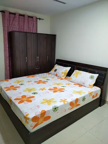 Big Furnished Partition for Rent – Al Barsha 1 | Near Mall of the Emirates Metro | AED 2,800