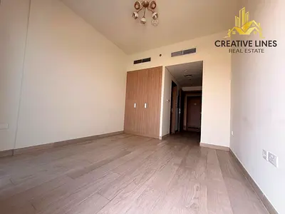 HIGHER FLOOR ● READY TO MOVE ● COZY STUDIO