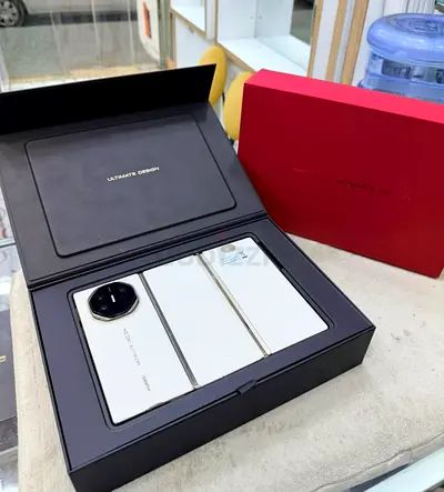 Huawei Mate XT Ultimate Design 1TB White Color
