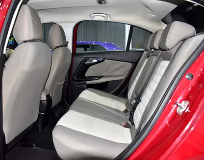 2017 Dodge NEON 照片 15