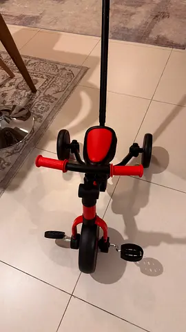 Child tricycle