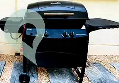 CHAR-BROIL 3-BURNER GAS BBQ + SIDE BURNER