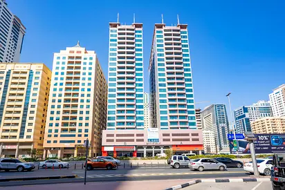 Chiller Free | 3Bedroom | Sharjah-Dubai Border