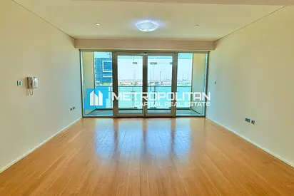 Big Layout| Vacant Soon| Beach access |Unfurnished