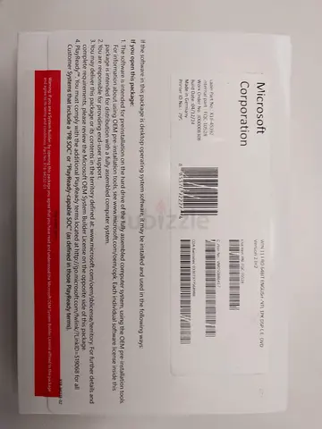 Windows 11 Pro OEM / Microsoft OS installation media (sealed box)
