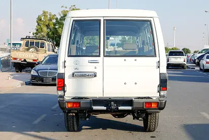 2026 Toyota LAND CRUISER 70 SERIES 照片 5