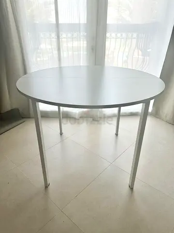 VIHALS IKEA
Table, white, 107 cm