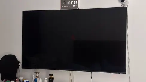 Samsung 55 inch smart tv / Samsung B5 sound bar and subwoofer.