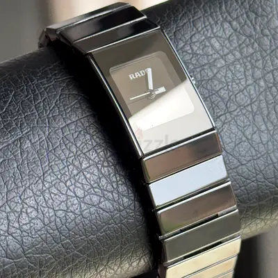 RADO ceramic bracelet watch - sleek black ladies/uni design