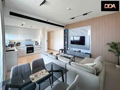 HIGH FLOOR | BURJ KHALIFA AND MARINA VIEW