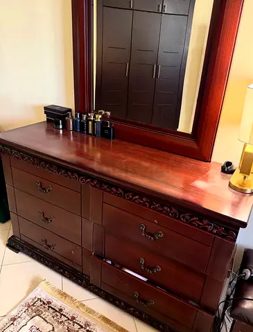 Bedroom with mattress for free