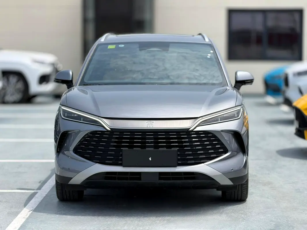 BYD Song L 2025 — photo 1 of 20