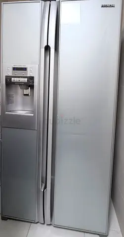 Hitachi Side-by-Side Refrigerator with Ice  Water Dispenser