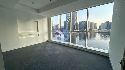 Premium Office | Full Lake View | Ready to Move | 4 Glass Partition