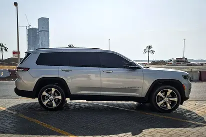 صورة 4 لـ 2022 JEEP GRAND CHEROKEE L