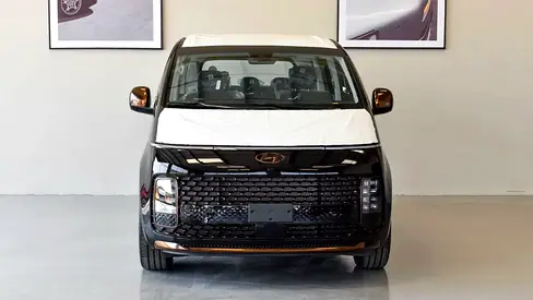 Hyundai Staria Royal Edition 2026 GCC Specs-1